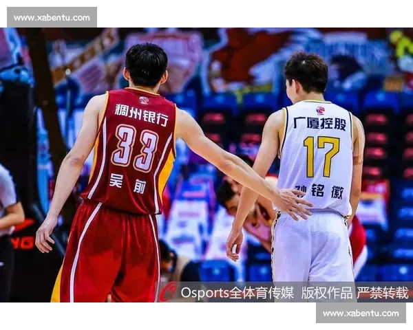 巅峰对决!羽毛球焦点战激烈较量全程回顾与精彩瞬间 巅峰对决!羽毛球焦点战激烈较量全程回顾与精彩瞬间
